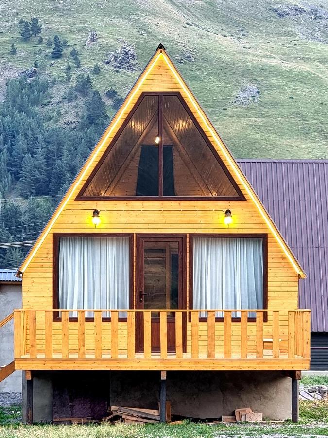 Mountain Hut In Kazbegi Villa Exterior photo