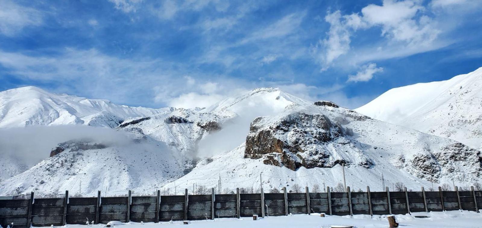 Mountain Hut In Kazbegi Villa Exterior photo